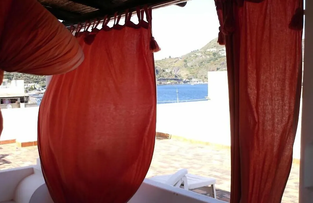 Hotel Villa Augustus-1